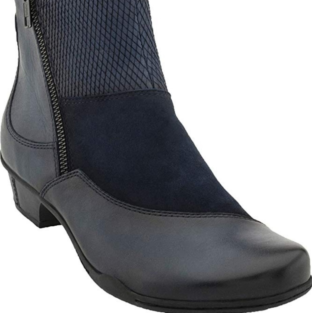 Earth Orion Blue Suede and Leather Ankle Boots